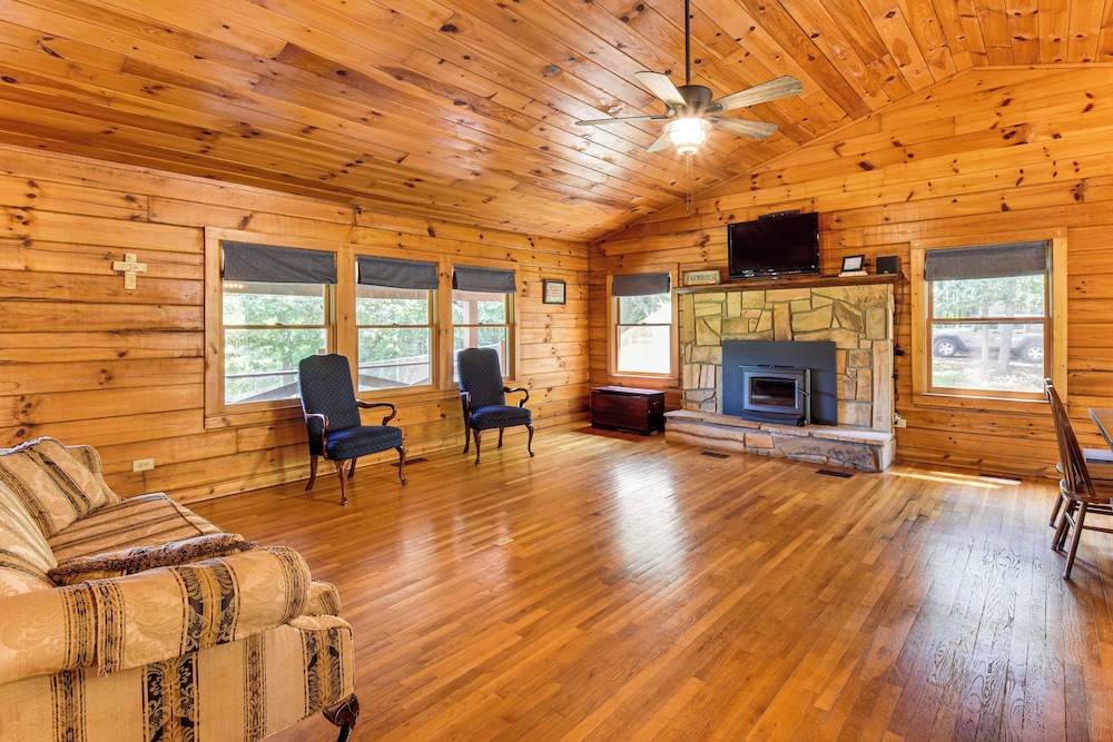 Woodsy Hideaway 8 Mi To Henderson Falls Park — Toccoa