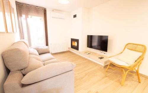 El Sueno Del Buho 2. Chimenea Y Barbacoa - last minute hotel in Unknown City