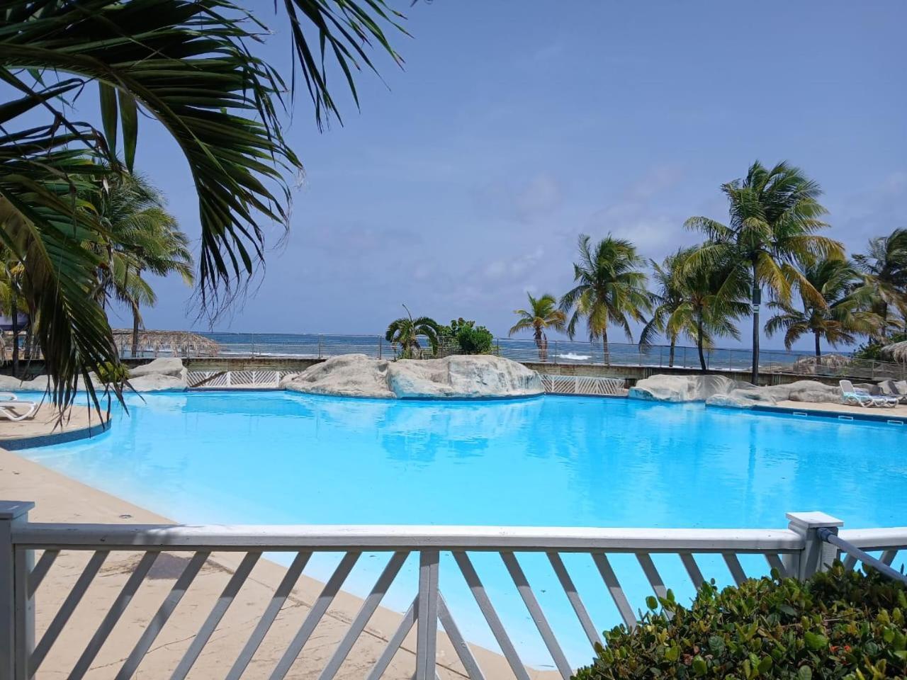 Bel appartement familial — 4-Star Luxury Hotel in Saint-Francois, Guadeloupe