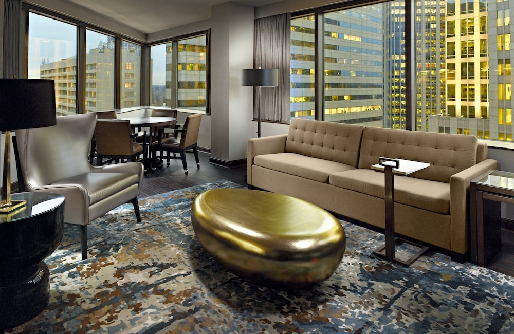 Omni Charlotte Hotel - photo 16