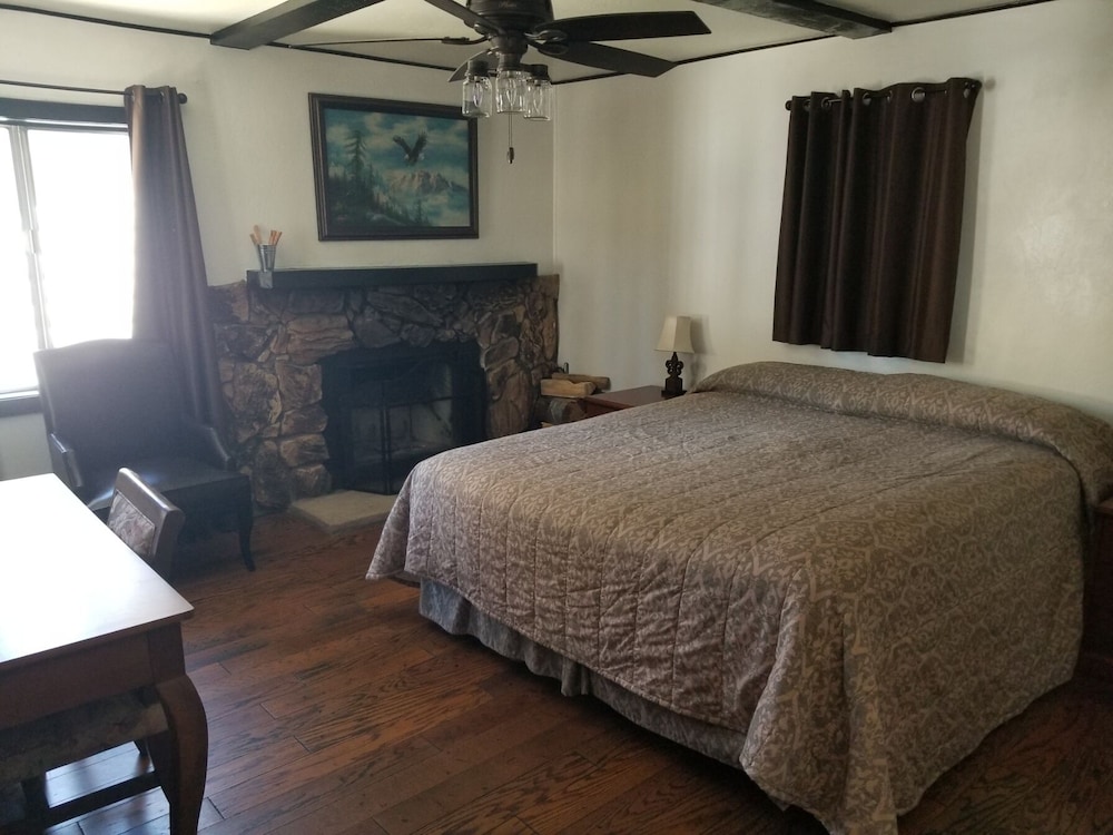 The Timberline Lodge - photo 3