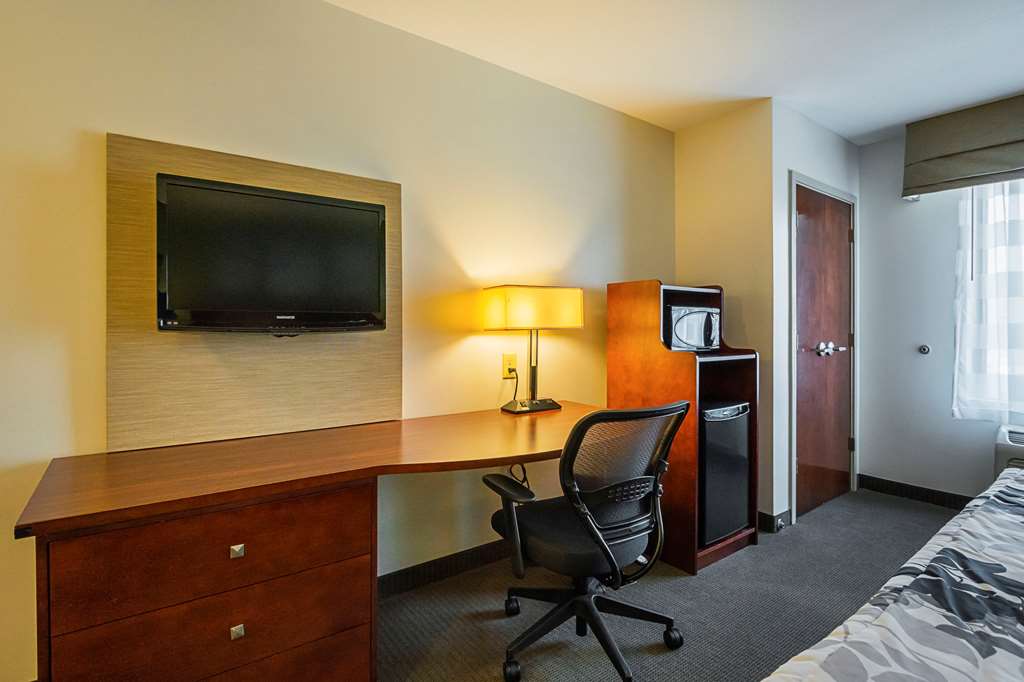 Sleep Inn & Suites Manchester near Arnold AFB - photo 21