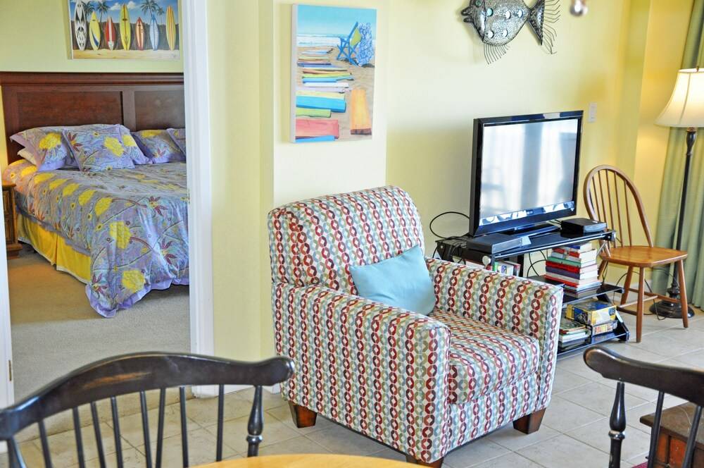 Springs Towers 402 - photo 2
