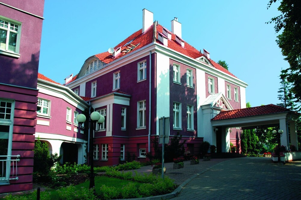 Villa Pallas — 4-Star Luxury Hotel in Olsztyn, Poland