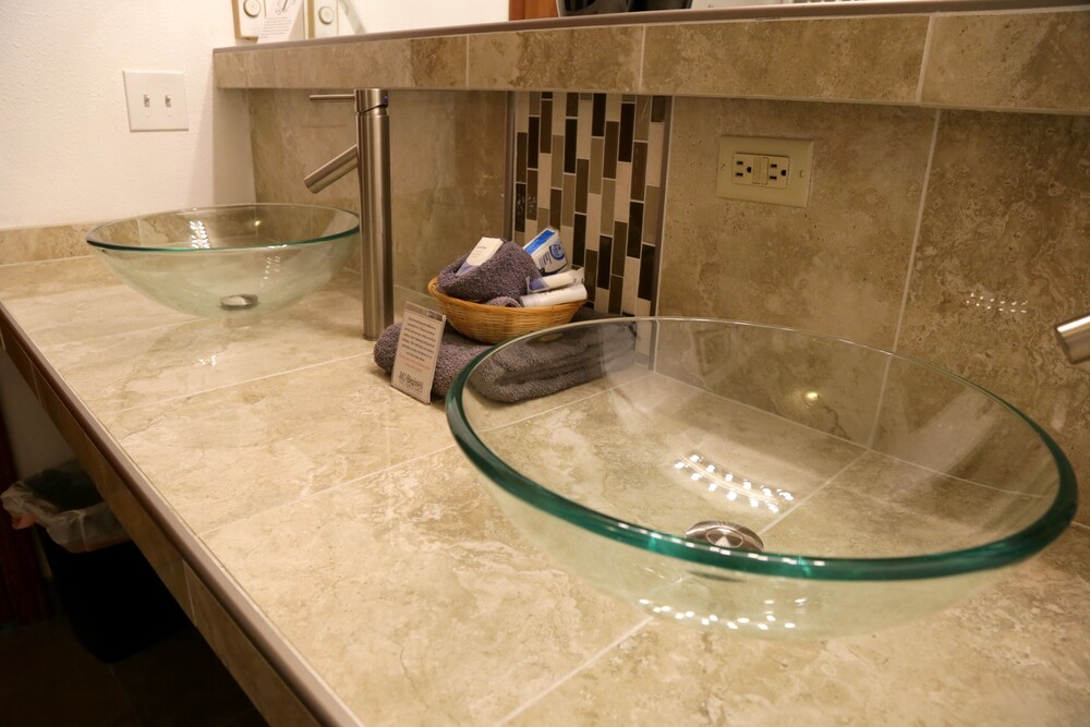 Uplift Inn - photo 25
