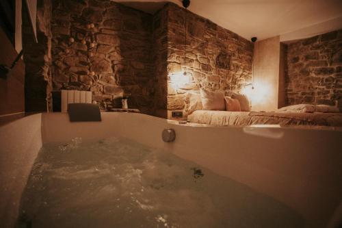 La Caseta de Subirana — 4-Star Luxury Hotel in Les Llosses, Spain