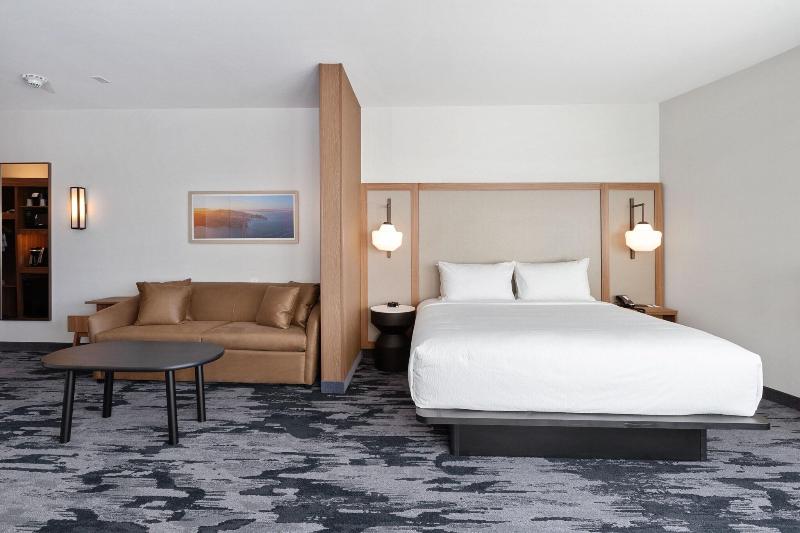 Fairfield Inn & Suites San Francisco Pacifica - photo 10
