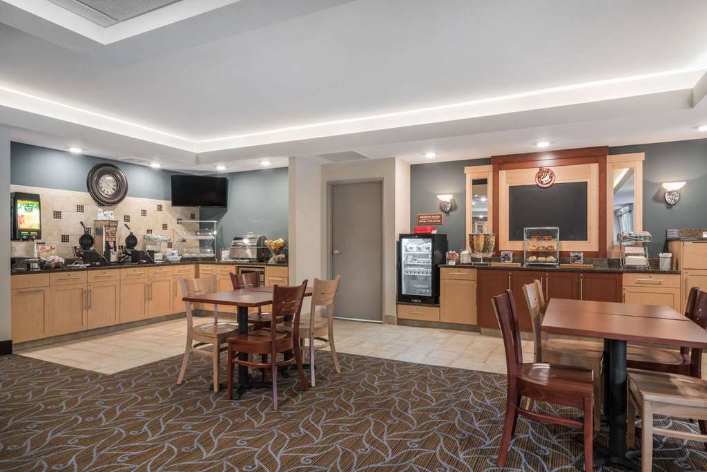 AmericInn by Wyndham Winona - photo 19