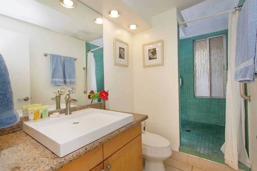 Diamond Head Beach Hotel - photo 79