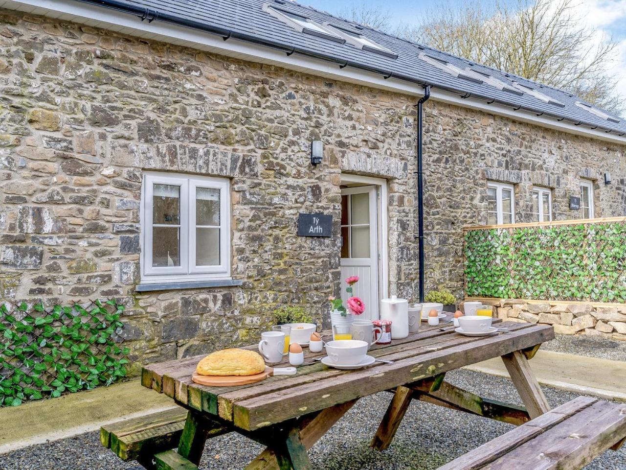 Ty Arth Uk31652 — 5-Star Luxury Hotel in New Quay, United Kingdom