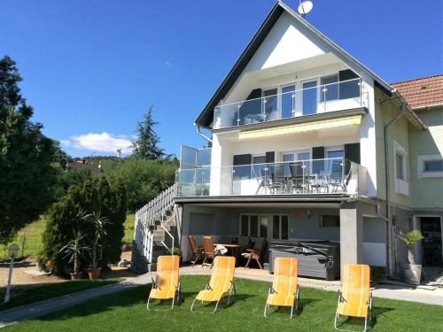 Unique Comfortable holiday residence — 4-Star Luxury Hotel in Velence, Hungary