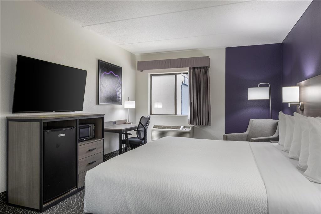 Best Western Bolingbrook Hotel - photo 24