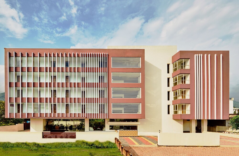 Hotel Rama Trident in Riasi, India