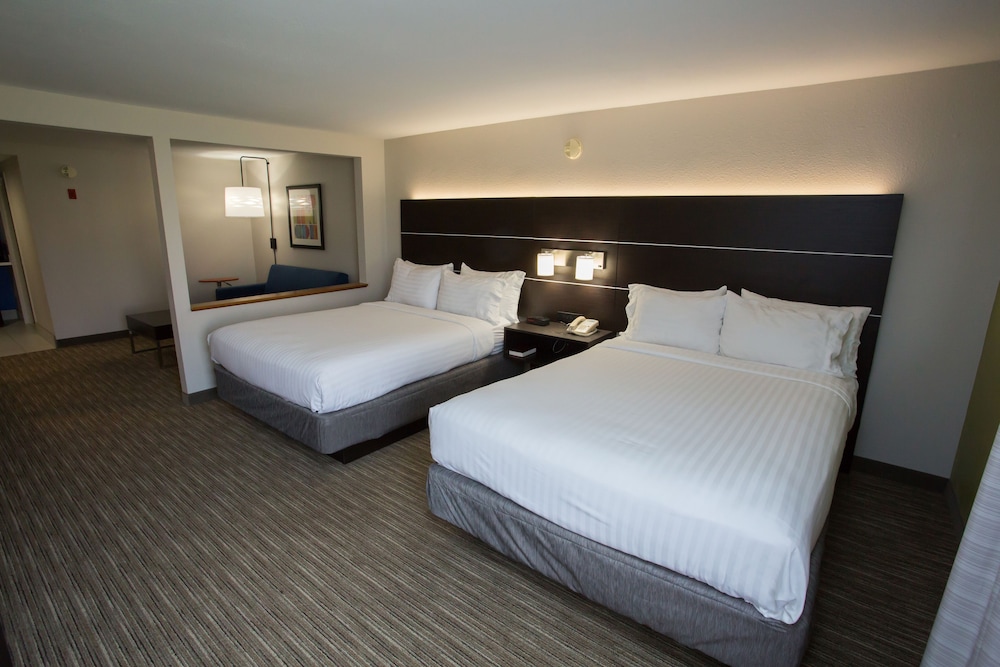 Holiday Inn Express Wilmington by IHG - photo 24