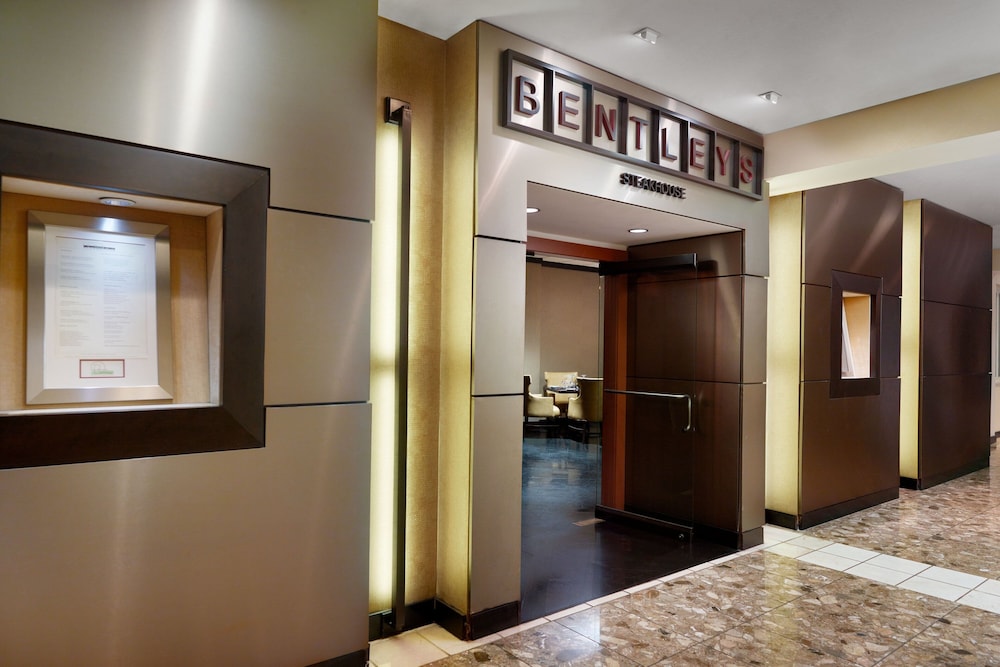 Atlanta Airport Marriott - photo 70