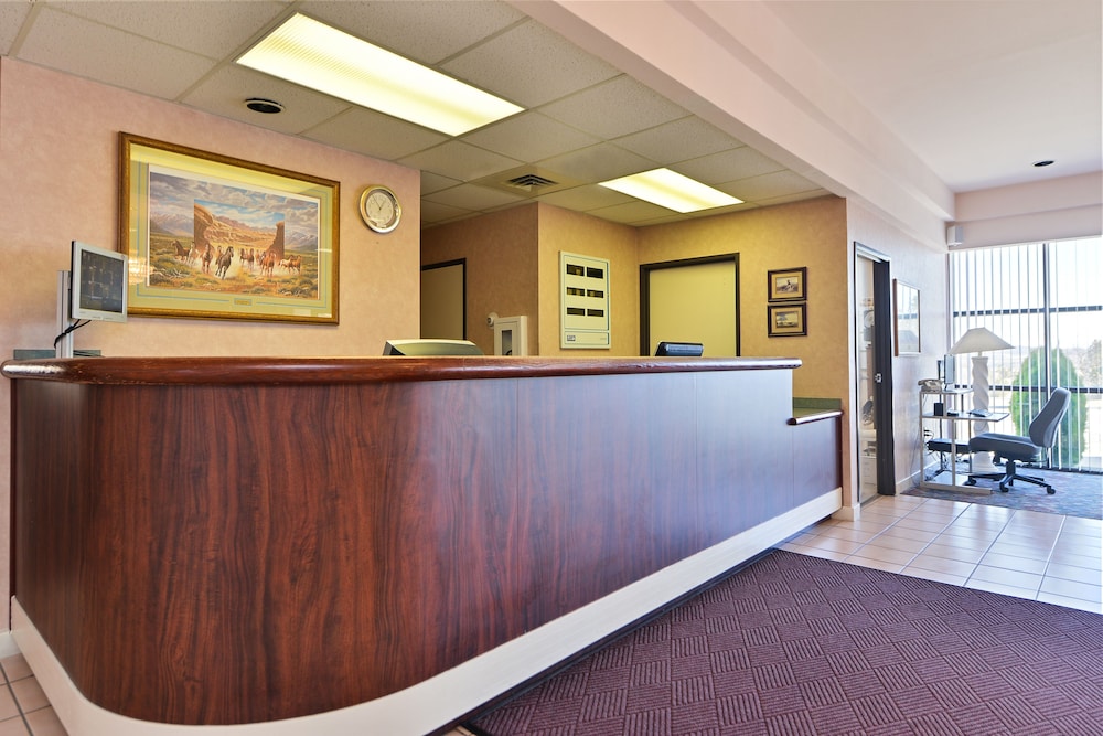 West Star Hotel - photo 4
