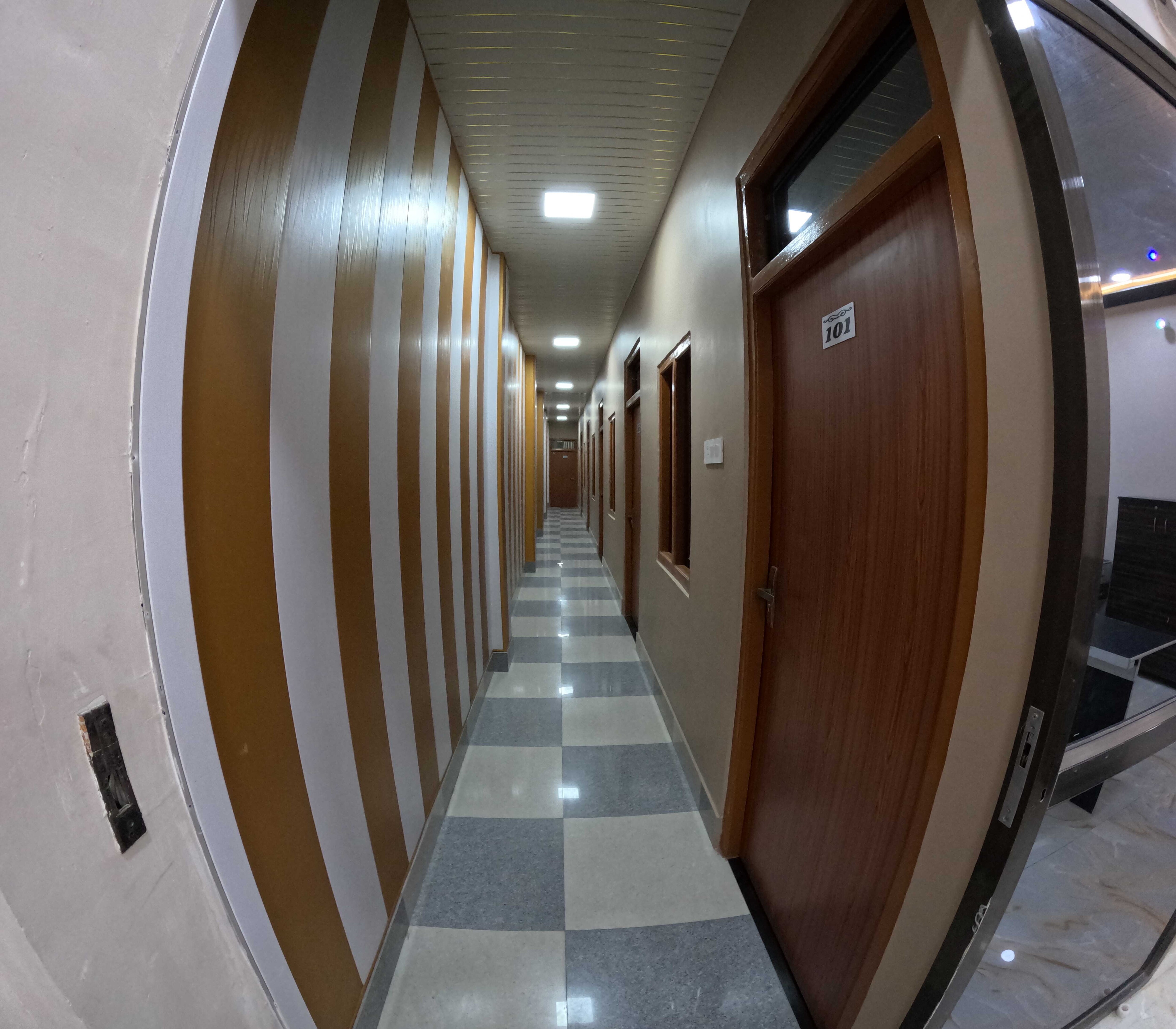 Hotel O by OYO Ramodhya Inn — Ajodhya — photo 4