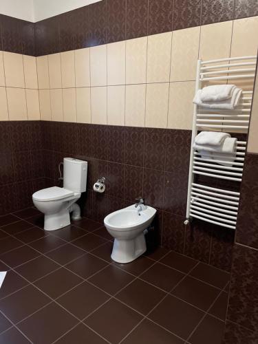 New Continent - carbon neutral hotel in Bushtyno