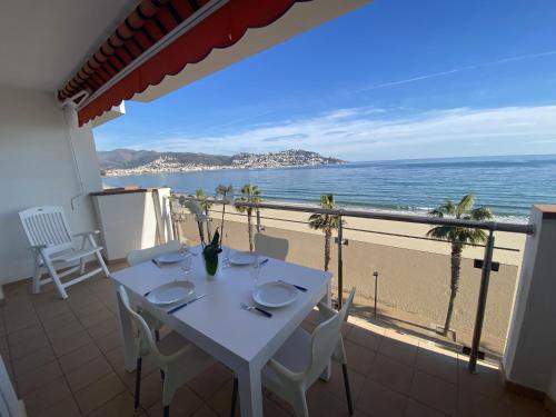 Europa 3003 in Roses, Spain