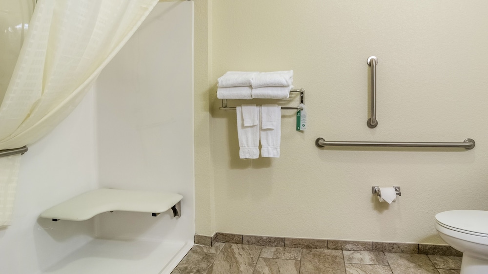 Cobblestone Hotel & Suites Beulah - photo 19