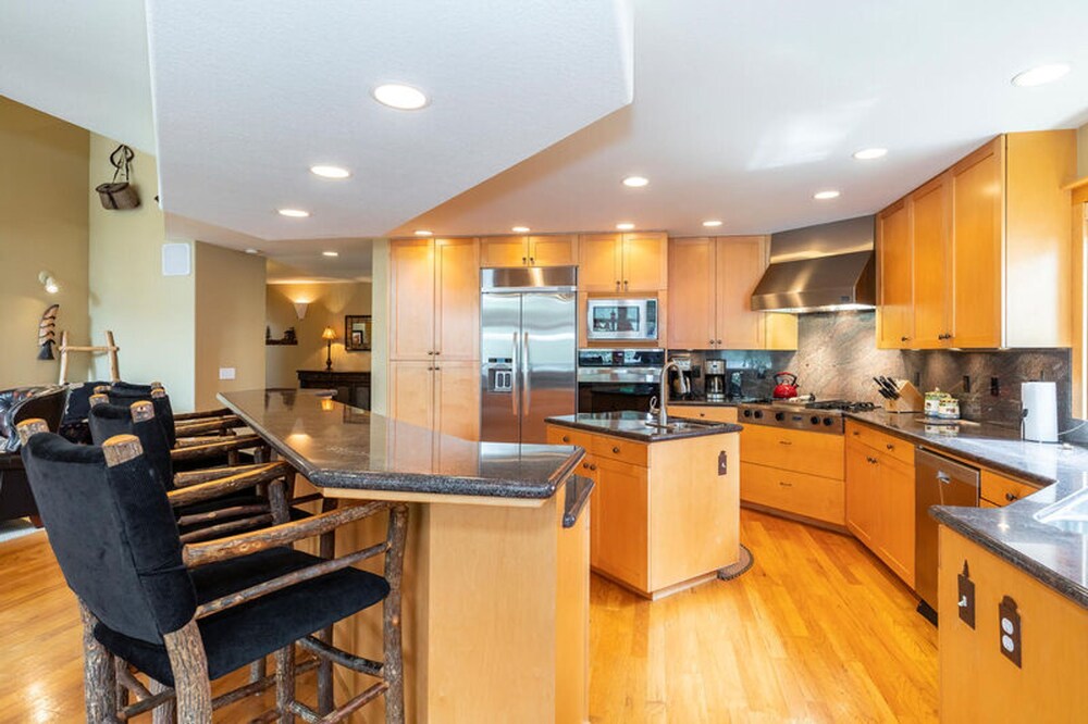 Paradise Awaits by Tahoe Mountain Properties - photo 6