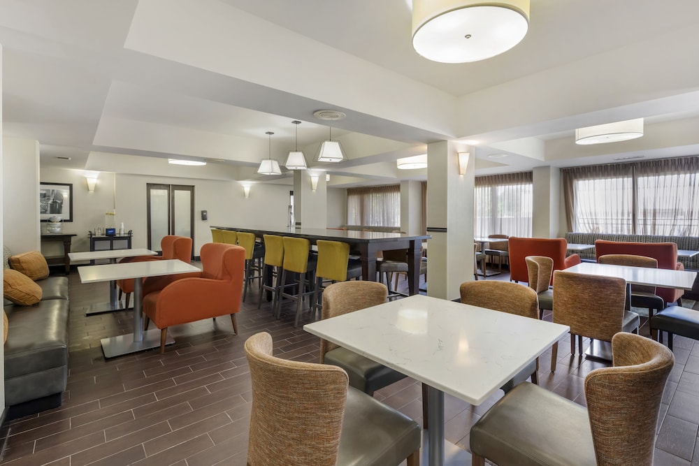 Comfort Inn Plano Dallas - photo 32