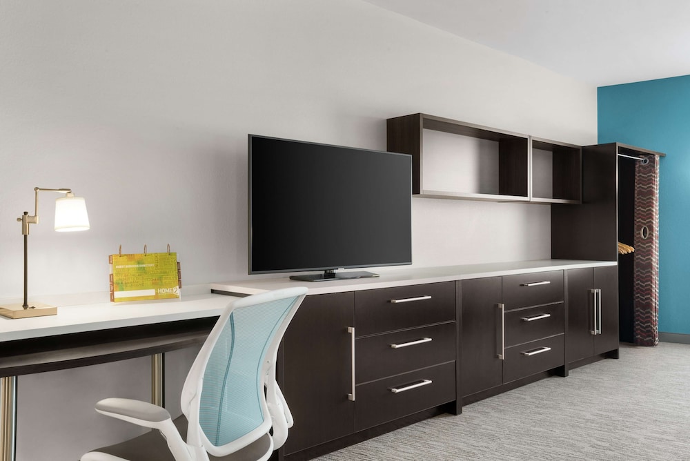 Home2 Suites by Hilton Madison Central Alliant Energy Center - photo 11