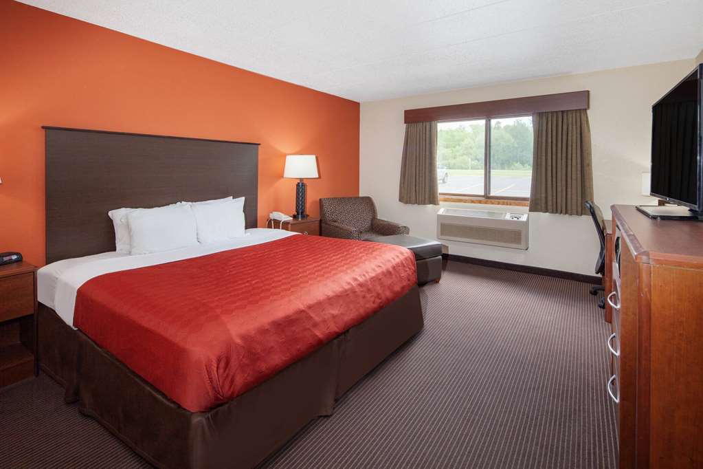 AmericInn by Wyndham Ashland - photo 17