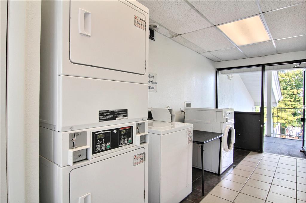 Motel 6 Middleburg Heights OH Cleveland - photo 26