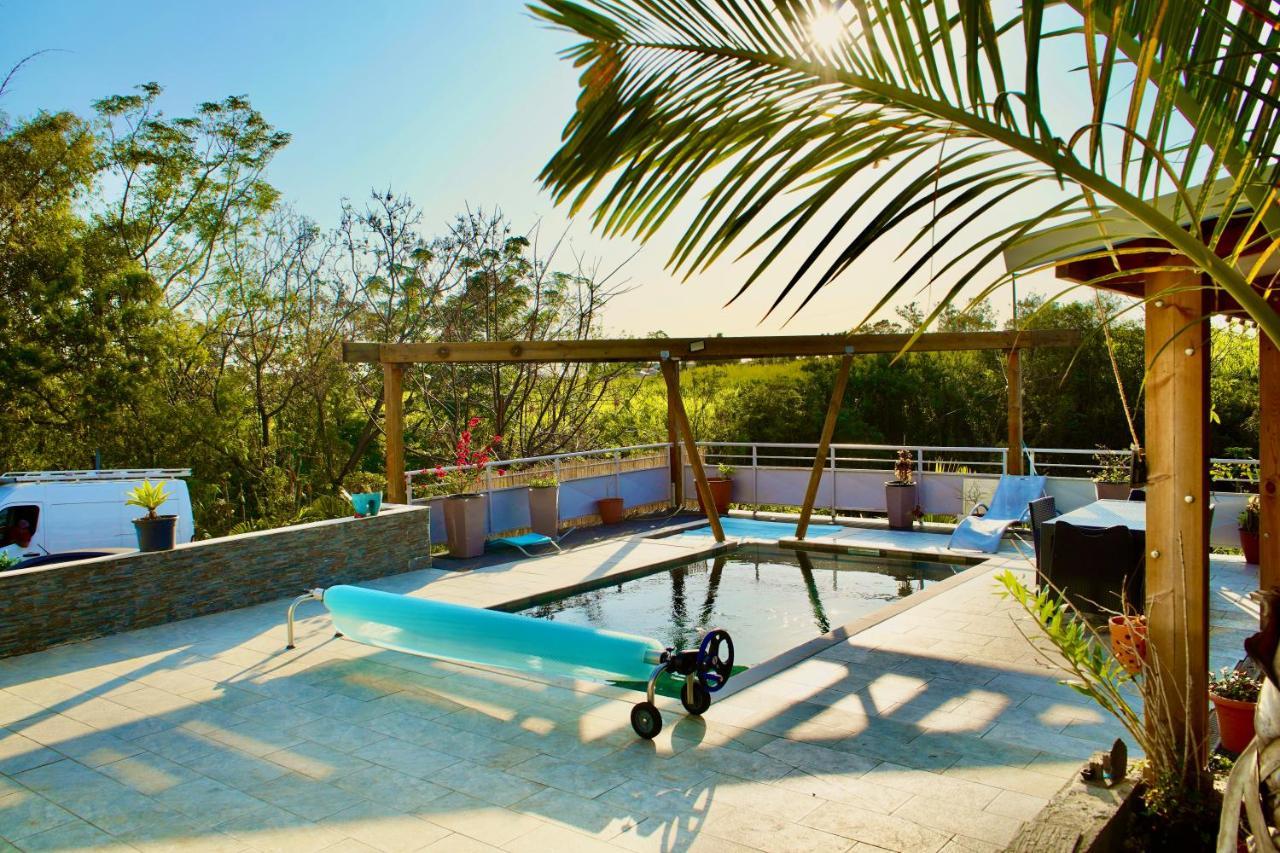 La villa le Paradis Pei piscine chauffée — 4-Star Luxury Hotel in Saint-Pierre, Réunion