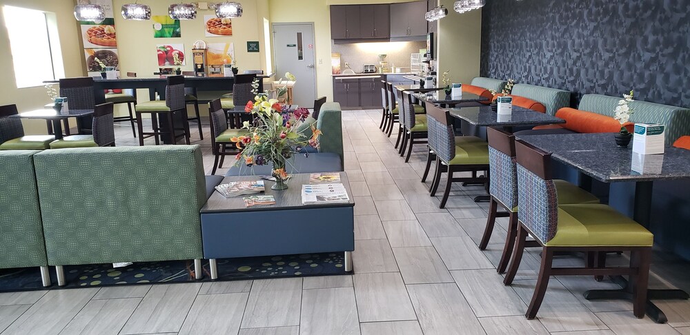 Vivo Living New Braunfels North - carbon neutral hotel in New Braunfels