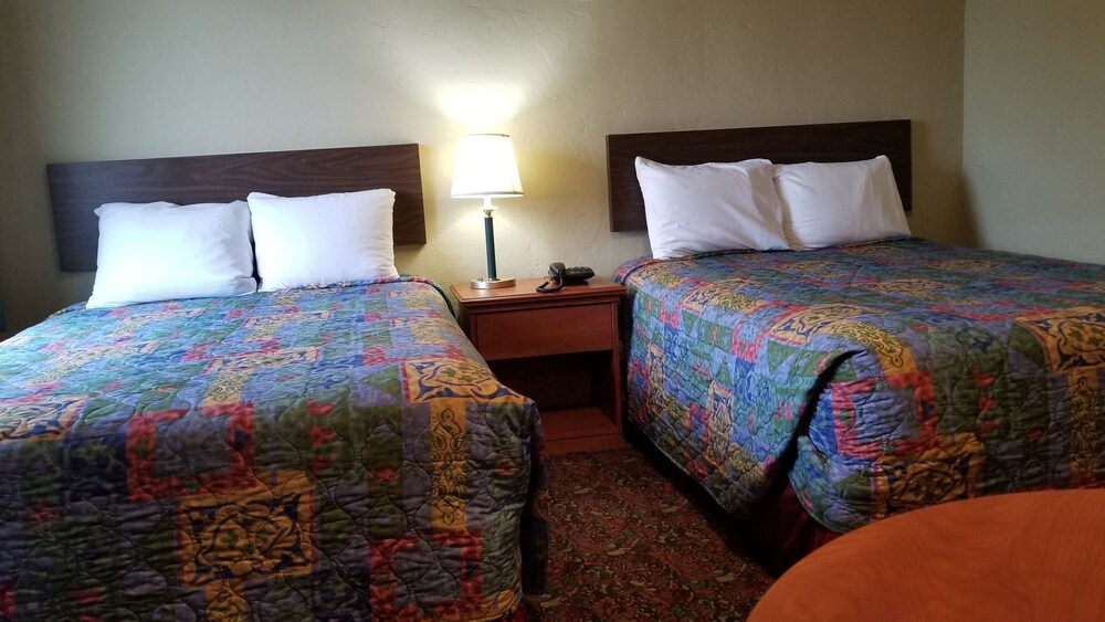 Quick Stop Motel - photo 21