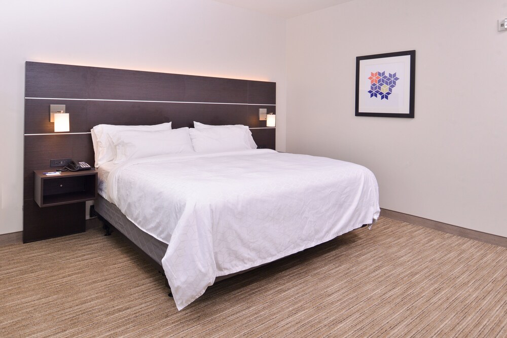 Holiday Inn Express & Suites Mall of America MSP Airport by IHG - photo 19