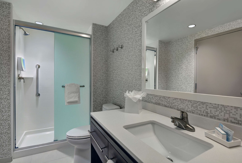 Home2 Suites by Hilton Largo - photo 29