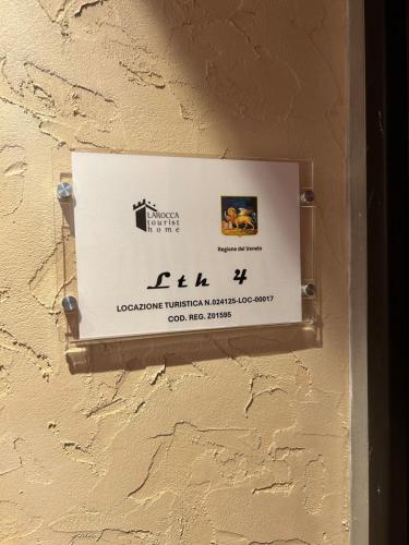 Larocca Tourist Home 4 Valbrenta — 4-Star Luxury Hotel in Valstagna, Italy