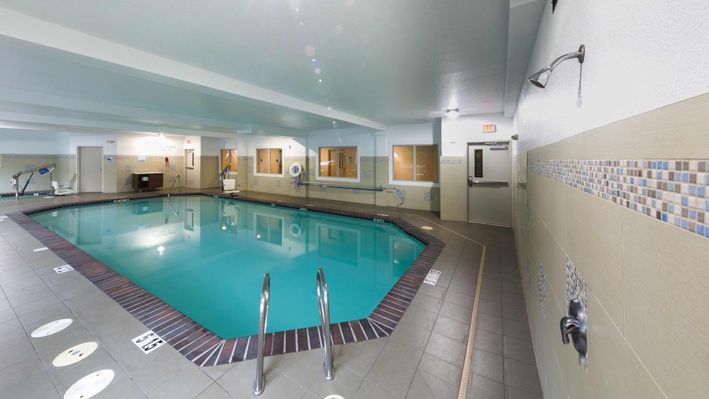 Holiday Inn Express & Suites Hood River by IHG - photo 37