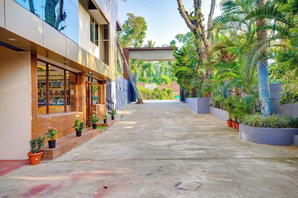 Skylight Inn in Somvarpet, India