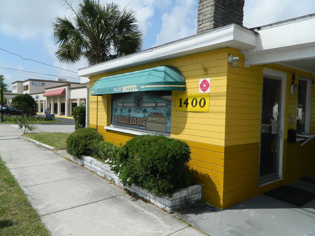 Pilot Motel - photo 8