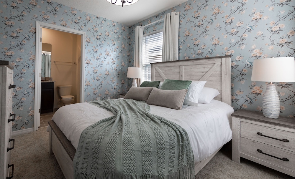 7660oml solterra Resort 5 Bedroom Home by RedAwning - photo 7