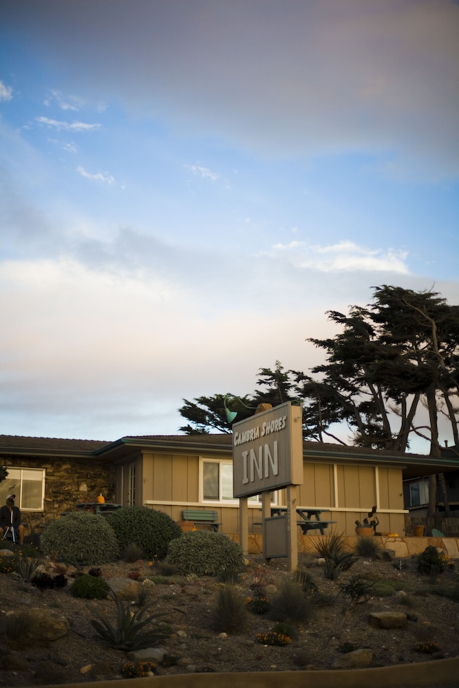 Cambria Shores Inn - photo 31