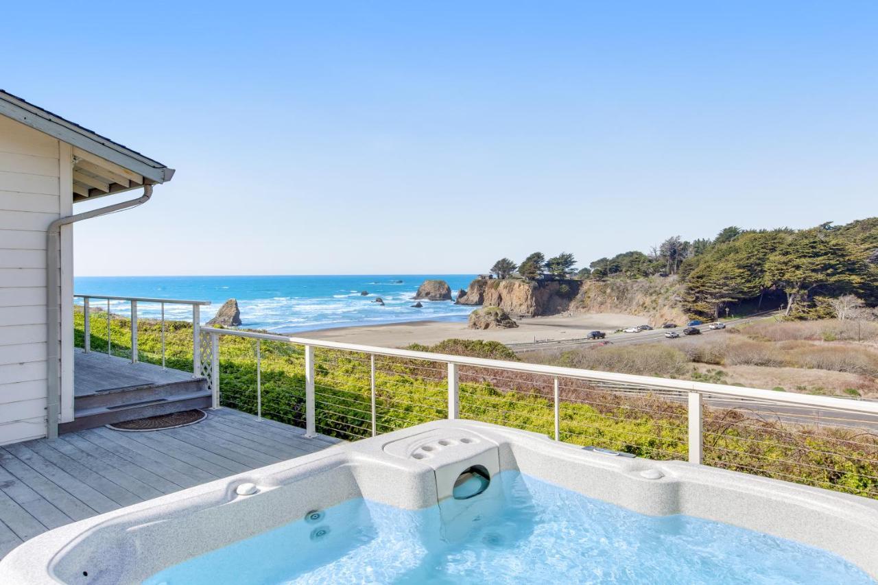 Shell Seeker - carbon neutral hotel in Fort Bragg