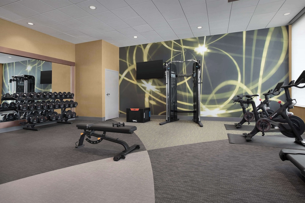 Hilton Garden Inn Denver Airport Tower Road - photo 22