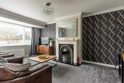 WOODFIELD ROAD Two bed in Harrogate with cosy living room fire. in Harrogate, United Kingdom