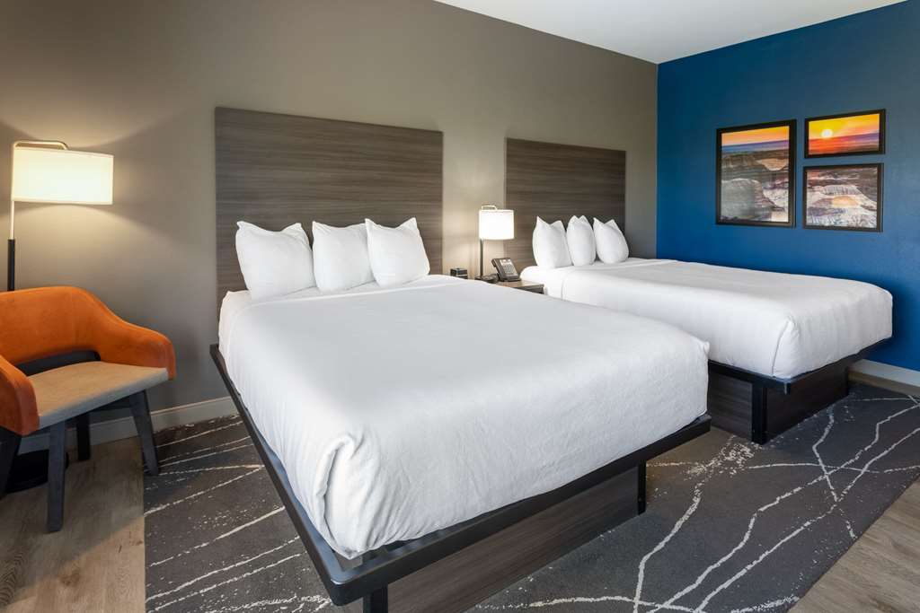 La Quinta Inn & Suites by Wyndham Holbrook Petrified Forest - photo 27