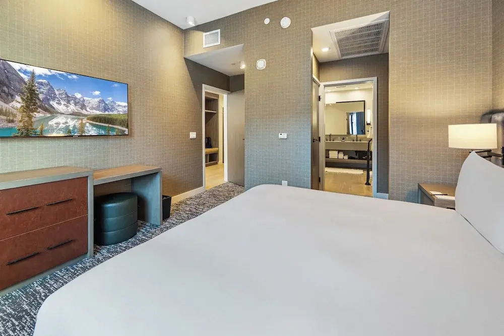 Ski in out exclusive 3BR high end luxury at Park City Mountain restaurants spa bar rooftop pool - photo 14