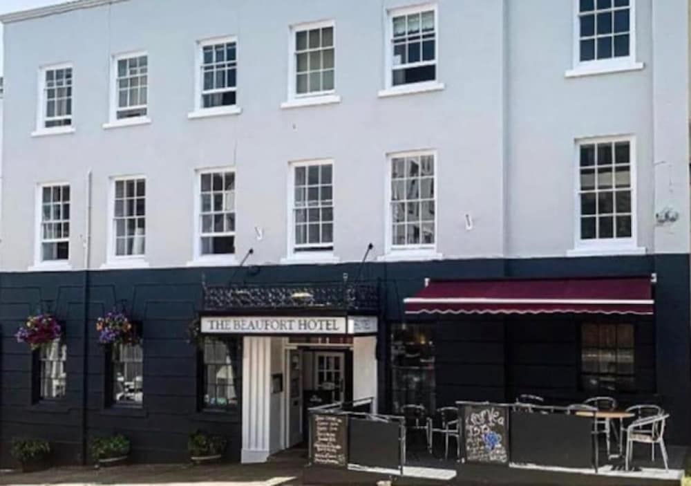 The Beaufort Hotel — Chepstow