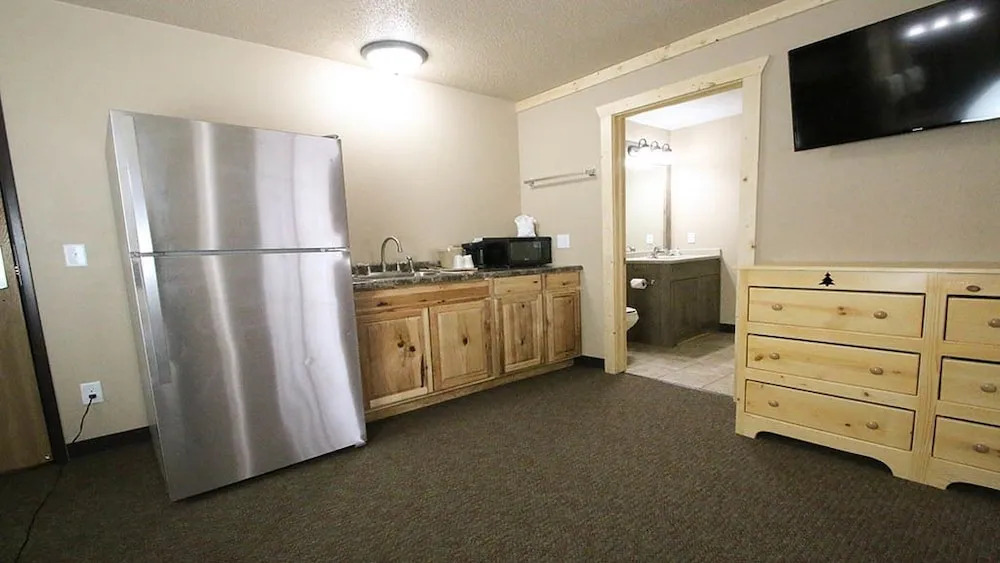 Chippewa Hotel & Suites - photo 22
