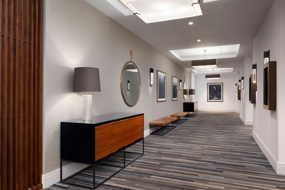 Nashville Airport Marriott - photo 33