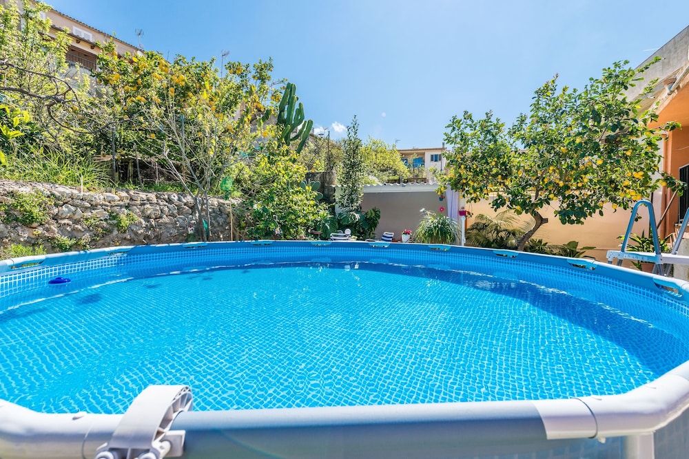 Ca Na Pola in Buger, Spain