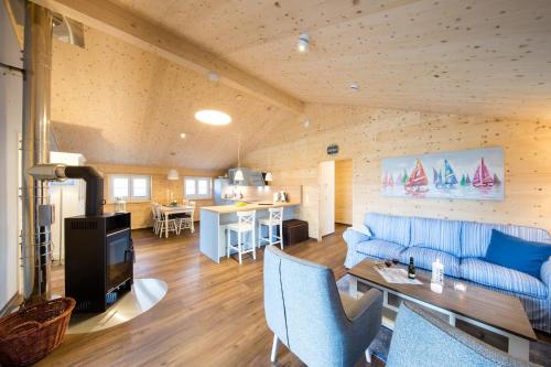 Typ A plus Schoner Skipperhaus — 4-Star Luxury Hotel in Neustadt In Holstein, Germany